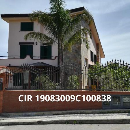 La Collina Capo D'Orlando Bed & Breakfast Dış mekan fotoğraf