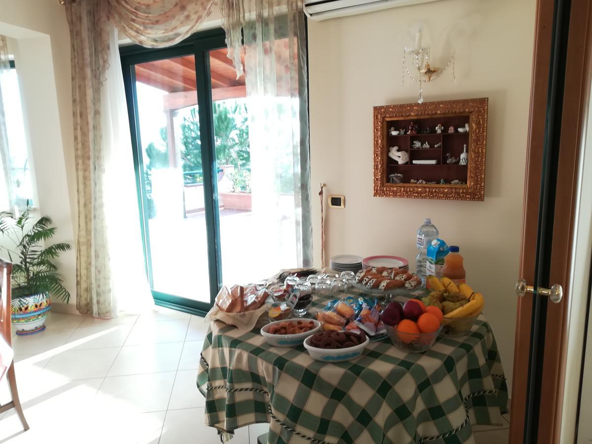 La Collina Capo D'Orlando Bed & Breakfast Dış mekan fotoğraf