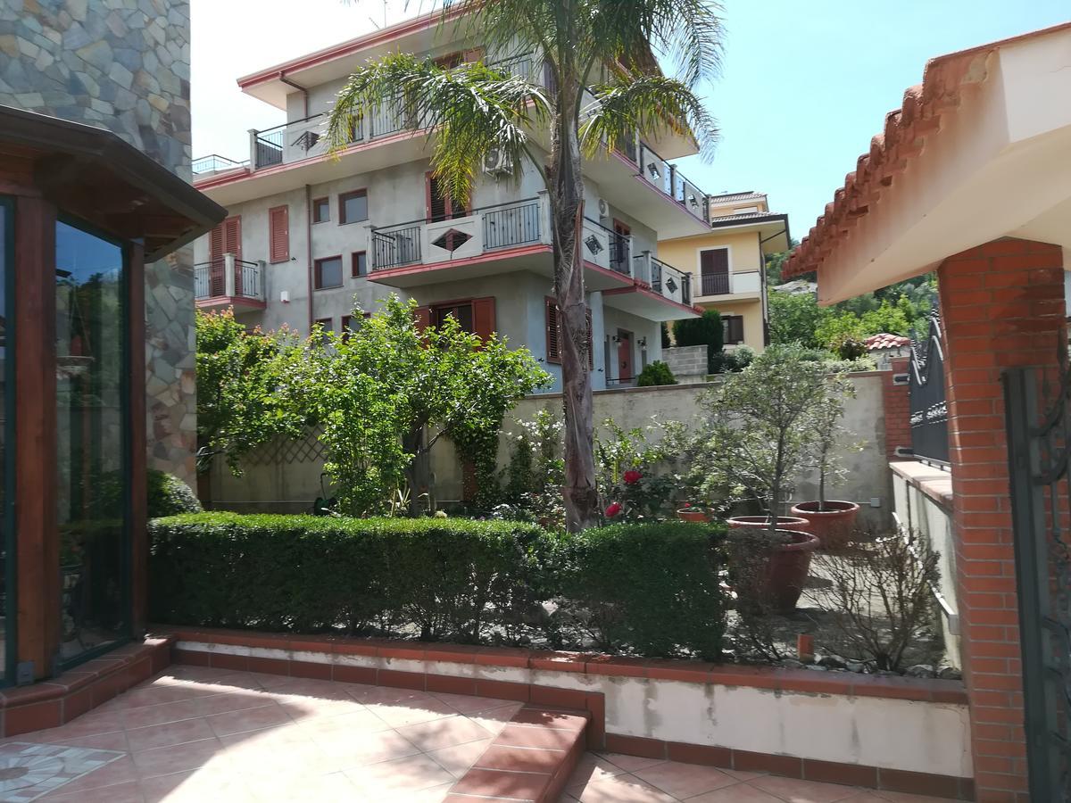 La Collina Capo D'Orlando Bed & Breakfast Dış mekan fotoğraf