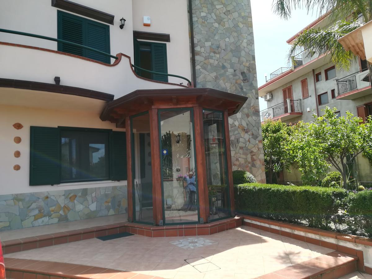 La Collina Capo D'Orlando Bed & Breakfast Dış mekan fotoğraf